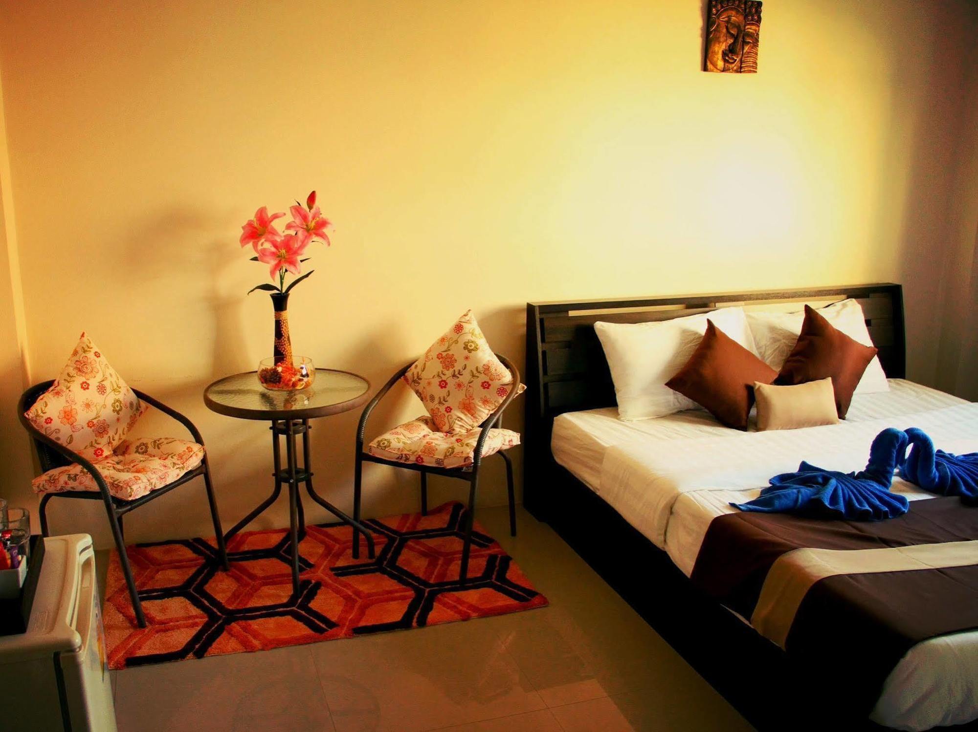 Tropical Sands Nai Harn Ngoại thất bức ảnh