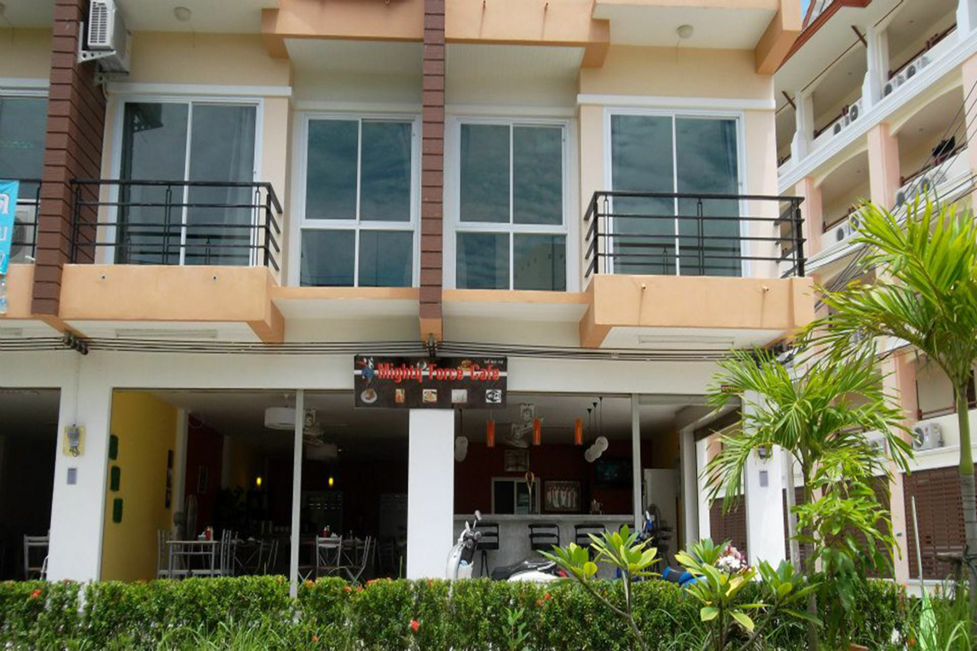 Tropical Sands Nai Harn Ngoại thất bức ảnh